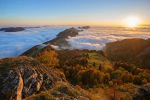 Images Dated 10th October 2018: Morning view from Weissenstein, Solothurn, Switzerland