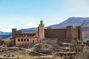 Atlas Mountains Gallery: Morocco, Sous-Massa-Draa, Ouarzazate Province. Kasbah and mosque in Ighrem N Ougdal