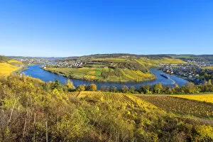 Mosel horseshoe bend near Machtum and Grevenmacher, Luxembourg, with view at Nittel