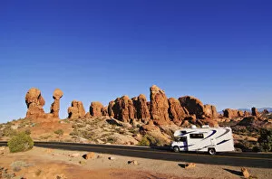 Images Dated 16th May 2014: Motorhome, Garden of Eden, Arches National Park, Moab, Utah, USA