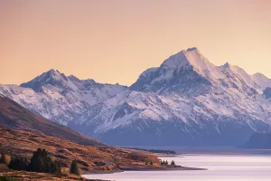 Lake Pukaki Prints: Mount Cook above Lake Pukaki at dawn