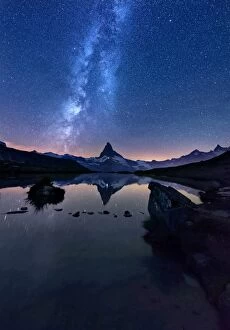 Images Dated 19th May 2016: Mount Matterhorn, Stellisee, Zermatt, Switzerland