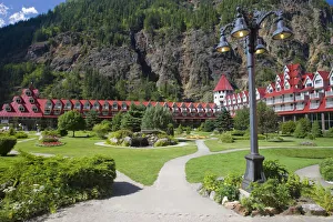 Images Dated 9th February 2010: The Mountain Gap Inn near Revelstoke British Columbia