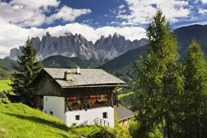 Mountain Hut in front of Geisler Peaks, St. Magdalena, Val di Funes, Villneoss valley