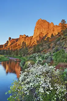 Deschutes Prints: Mountain impression am Crooked River in Smith Rocks - USA, Oregon, Deschutes