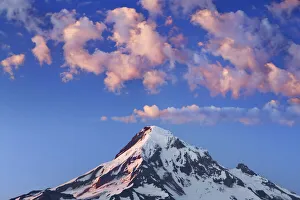 Mount Hood Prints: Mountain impression Mount Hood - USA, Oregon, Hood River, Lost Lake - Cascade Range