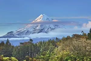 Mountain impression Taranaki (Mount Egmont) - New Zealand, North Island, Taranaki