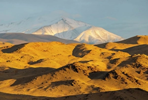 North Asia Prints: Mountain range, Western Mongolia, Asia