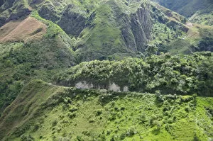 Images Dated 28th June 2012: Mountain Road near Tierradentro, Colombia, South America