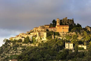 Alpes Maritimes Gallery: Mountain village Eze, Provence-Alpes-Cote d Azur, Mediterranean Sea, French Riviera, France