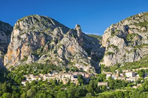 Moustiers-Sainte-Marie, Provence, France