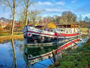 World Prints: MS Niagara Cruise Ship, Fleurey sur Ouche, Cote D'Or, Burgundy, France