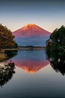 Images Dated 4th March 2020: Mt. Fuji Reflecting in Lake Tanuki, Fujinomiya, Shizouka, Honshu, Japan