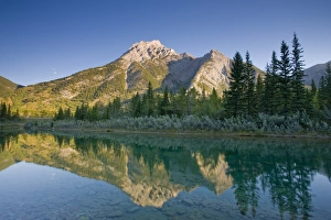 Sun Rise Gallery: Mt. Lorette & Lorette Ponds