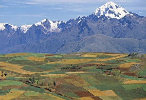 Sacred Valley Gallery: Mt Veronica above the Sacred Valley, nr