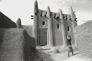 Mali Prints: Mud building