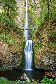 West Coast Collection: Multnomah Falls, Columbia River Gorge, Troutdale, Oregon, USA