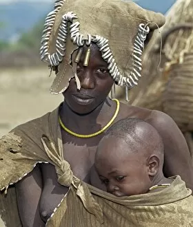 Traditional African Society Collection: A Mursi mother and child