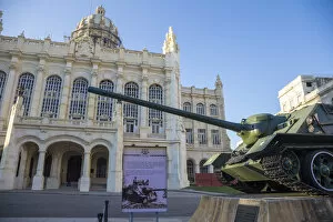 Images Dated 16th February 2015: Museo de la Revolucion (former Presidential Palace), Habana Vieja, Havana, Cuba