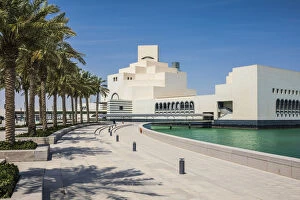 Images Dated 31st March 2019: Museum of Islamic Art by I.M. Pei, Doha, Qatar