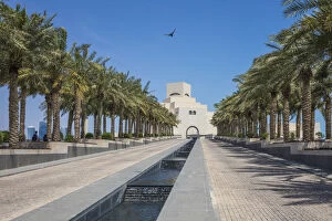 Images Dated 5th April 2019: Museum of Islamic Art by I.M. Pei, Doha, Qatar