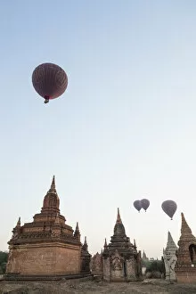 Images Dated 28th February 2013: Myanmar (Burma), Bagan, Hot Air Balloons over Ancient Ruins