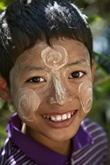 Smile Gallery: Myanmar, Burma, Kaladan River