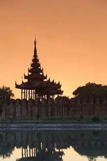 Myanmar (Burma), Mandalay, Moat and city fortress walls