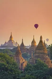 Myanmar (Burma), Temples of Bagan (Unesco world Heritage Site), Ananda Temple