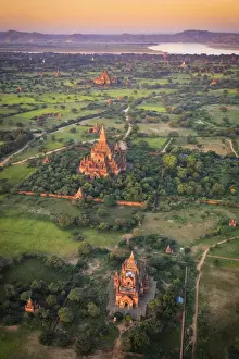 Myanmar (Burma), Temples of Bagan (Unesco world Heritage Site) elevated view from Baloon