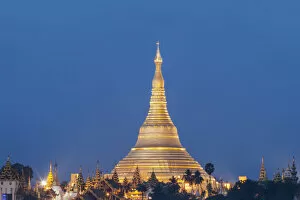 Images Dated 28th February 2013: Myanmar (Burma), Yangon, Shwedagon Pagoda