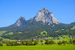 Images Dated 3rd November 2020: Mythen range with Schwyz, Glarner Alps, canton Schwyz, Switzerland