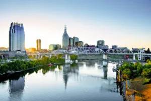 Music Gallery: Nashville, Tennessee, Skyline, Cumberland River, John Seigenthaler Pedestrian Bridge