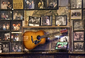 Images Dated 10th January 2017: Nashville, Tennessee, Tootsies Orchid Lounge, Famous Country Music Bar, Wall Memorabilia