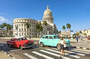 Images Dated 27th May 2020: National Capitol building (El Capitolio), Centro Habana Province, Havana, Cuba