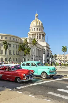 Images Dated 27th May 2020: National Capitol building (El Capitolio), Centro Habana Province, Havana, Cuba
