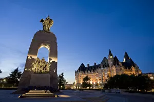 Images Dated 19th March 2008: National War Memorial, Ottawa, Ontario, Canada