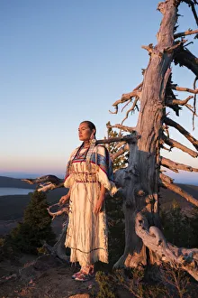 Images Dated 14th September 2016: Native woman, Acosia M. Red Elk, in historic buckskin dress on top of Paulina Peak