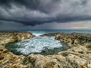 Pools Prints: Natural Pool along the ironshore near the Pedro St