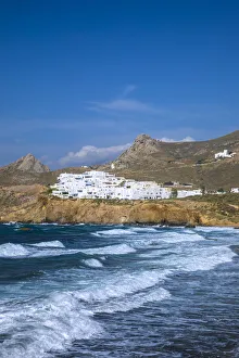 Images Dated 25th June 2019: Naxos Town, Naxos, Cyclade Islands, Greece