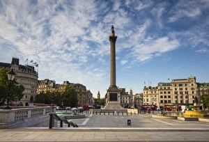 Nelsons Column, Trafalgar Square, London, England, UK