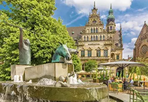 Federal State Prints: Neptune Fountain and Manufactum department store (formerly Bremer Bank-Haus) at Domshof