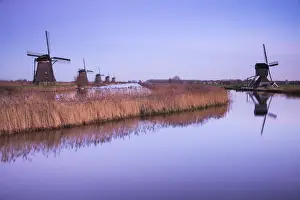 Netherlands, Kinderdijk, Traditional Dutch windmills, dusk