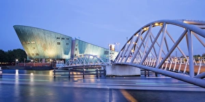 Images Dated 16th April 2015: Netherlands, North Holland, Amsterdam. Nemo, Science and Technology Center (Renzo