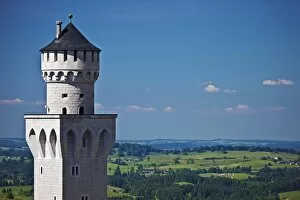 Images Dated 4th June 2010: Neuschwanstein Castle viewed from the Marienbrucke, Hohenschwangau, Schwangau