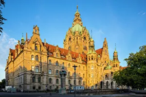 Images Dated 20th July 2022: New Town Hall (Neues Rathaus), Hannover, Lower Saxony, Germany