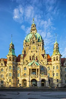 Images Dated 20th July 2022: New Town Hall (Neues Rathaus), Hannover, Lower Saxony, Germany