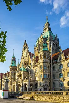 Images Dated 20th July 2022: New Town Hall (Neues Rathaus), Hannover, Lower Saxony, Germany