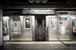 Images Dated 18th May 2022: New York subway, Manhattan, New York City, USA