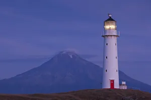 New Zealand, North Island, New Plymouth-area, Pungarehu, Cape Egmont Lighthouse and Mt New Zealand, North Island, New Plymouth-area, Pungarehu, Cape Egmont Lighthouse and Mt